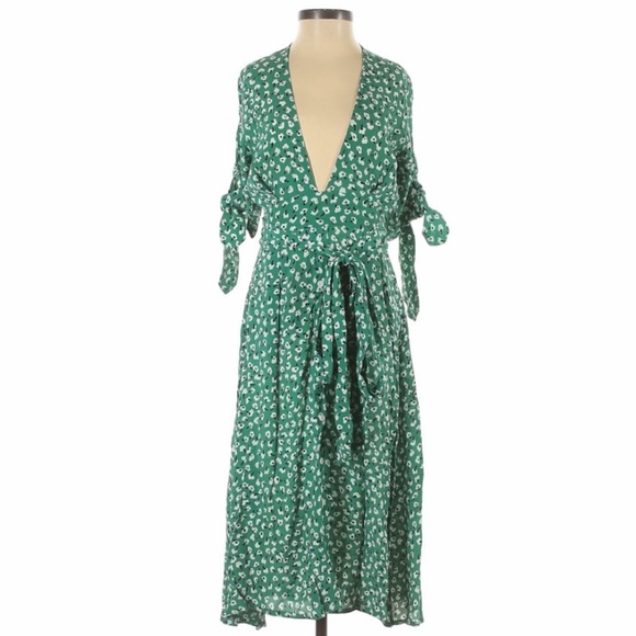 Faithfull the Brand Dresses & Skirts - Faithfull the Brand Floral Wrap Dress